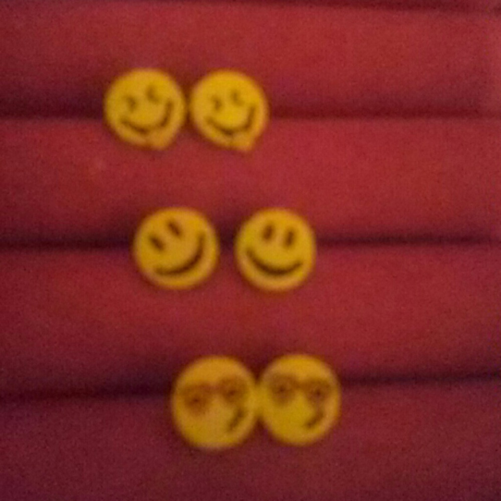 Earings
